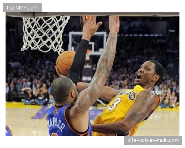 科比无球跑动加快助攻板凳得分显著拉开球队差距